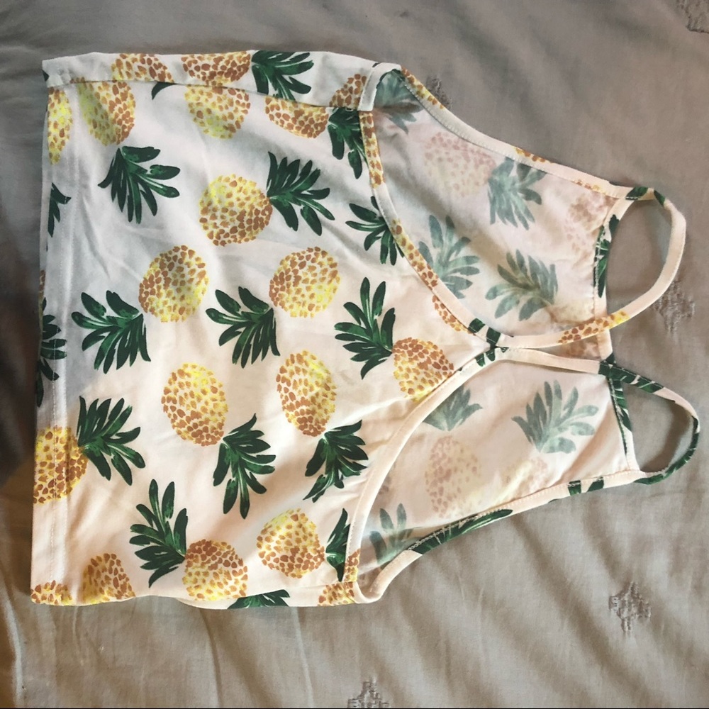 Crop Top bundle - Picture 2 of 6